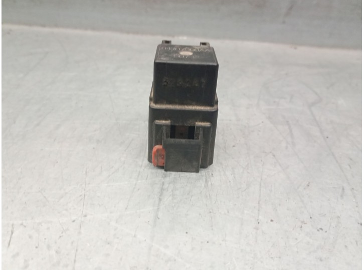 Recambio de rele para chrysler voyager (rg) crd cat referencia OEM IAM 04707900AA 04707900AA 