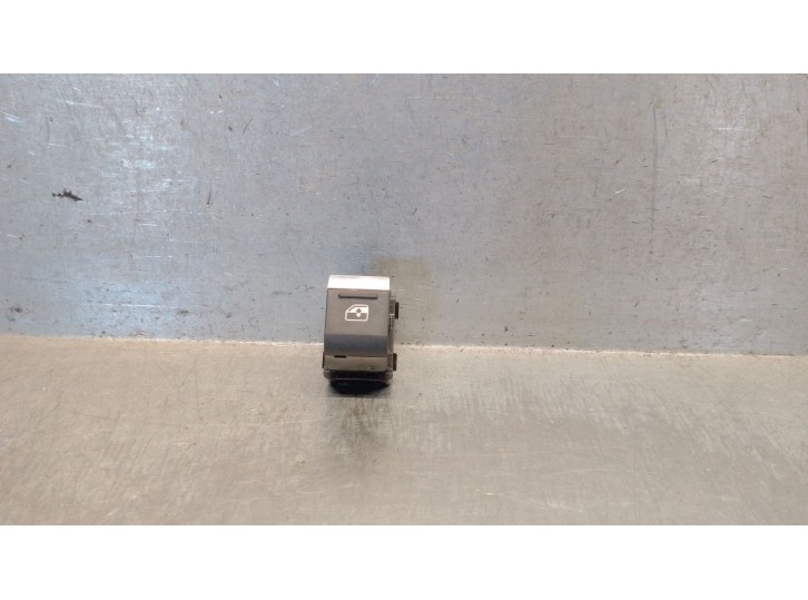 Recambio de mando elevalunas trasero derecho para audi q3 (f3b) 35 tdi referencia OEM IAM 4K0959855  17621A07422