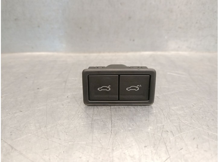 Replacement switch for Volkswagen Touareg (CR7, RC8) 3.0 TSI 4Motion OEM IAM reference 3G0959832A 3G0959832A 
