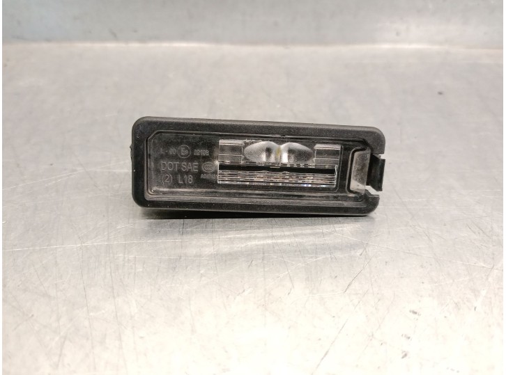 Recambio de piloto matricula para volkswagen touareg (cr7, rc8) 3.0 tsi 4motion referencia OEM IAM 3G5943021A 3G5943021A 