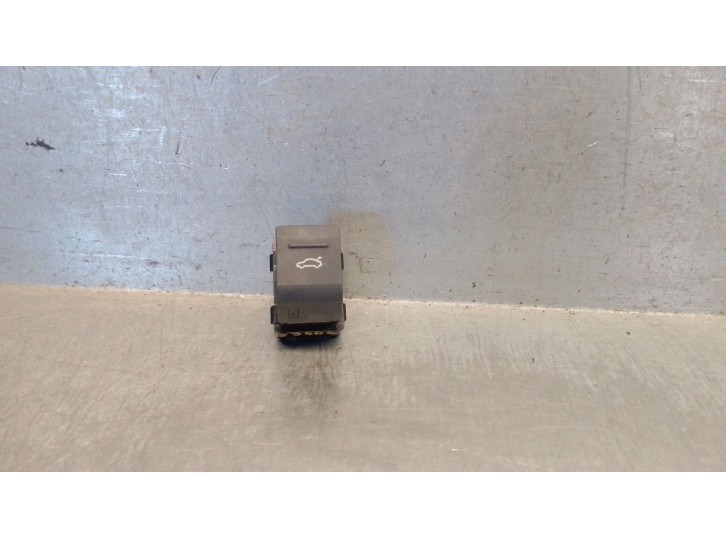 Recambio de interruptor para audi q3 (f3b) 35 tdi referencia OEM IAM 83A959831 83A959831 20621A00974