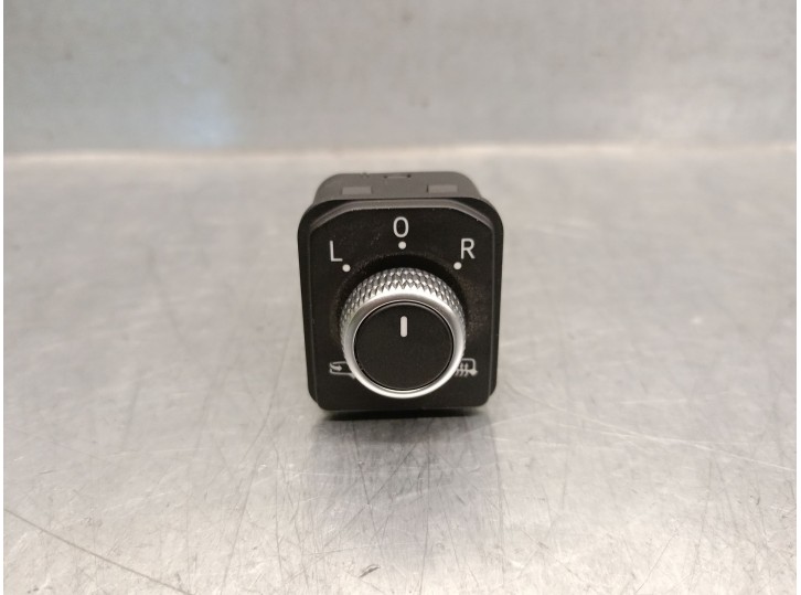 Recambio de mando retrovisor para volkswagen touareg (cr7, rc8) 3.0 tsi 4motion referencia OEM IAM 760959565 760959565 