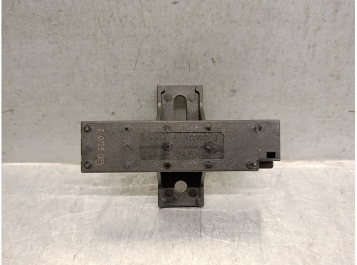 Recambio de antena para volkswagen touareg (cr7, rc8) 3.0 tsi 4motion referencia OEM IAM 4M0907247 4M0907247 33542501