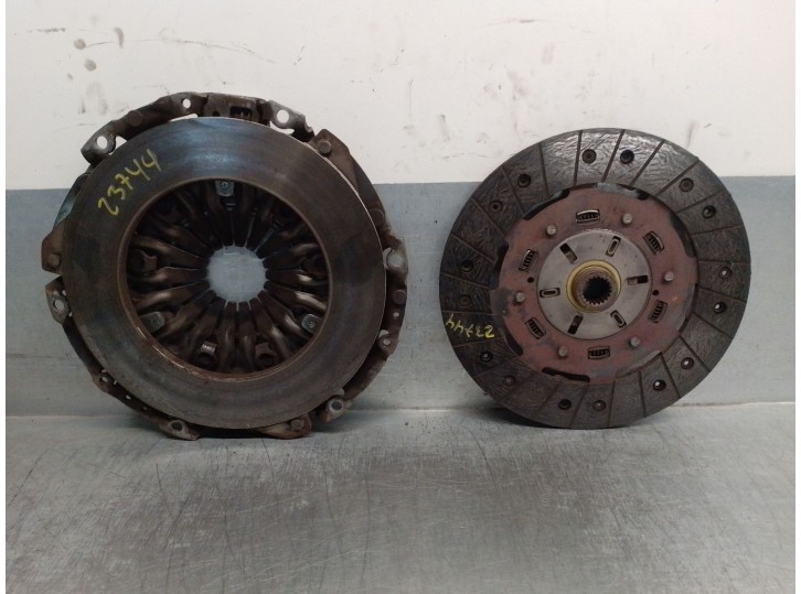 Recambio de kit embrague para fiat linea (323_, 110_) 1.6 d multijet referencia OEM IAM 55212655 55212655 VALEO