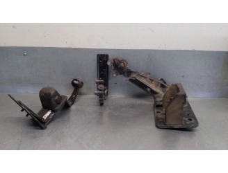 Recambio de soporte / guia puerta corredera para renault master kasten 2.3 dci diesel cat referencia OEM IAM 8200660914G 7459788