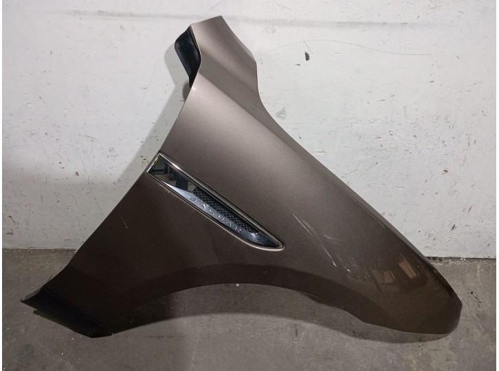 Recambio de aleta delantera derecha para jaguar f-pace (x761) 2.0 td4 referencia OEM IAM T4A15238  T4A15238