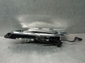 Recambio de maneta interior delantera derecha para jaguar f-pace (x761) 2.0 td4 referencia OEM IAM GX7322600AC T2H17094 