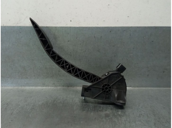 Recambio de potenciometro pedal para jaguar f-pace (x761) 2.0 td4 referencia OEM IAM HK839F836AA T4A2055 