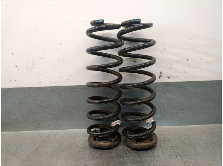 Recambio de muelle amortiguacion para volkswagen tiguan (5n) acdpcax0 1.5 110kw referencia OEM IAM 5QS511103M 5QF511115AL 