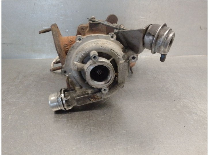 Recambio de turbocompresor para renault master kasten 2.3 dci diesel cat referencia OEM IAM 8200822404 GARRETT GT1546LJS