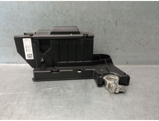 Recambio de caja reles / fusibles para volkswagen touareg (cr7, rc8) 3.0 tsi 4motion referencia OEM IAM 4M6915459 180594