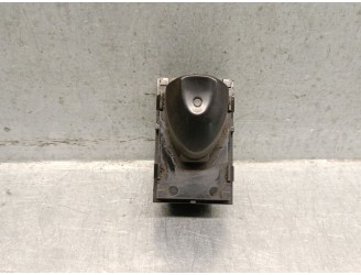 Recambio de mando elevalunas delantero derecho para mg serie 75 (rj) 2.0 16v cdti referencia OEM IAM YUD000490PUY  