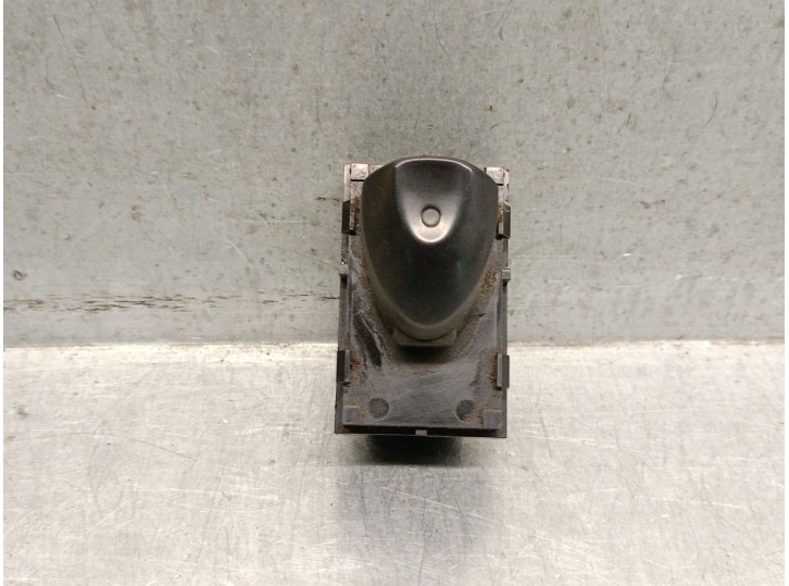 Recambio de mando elevalunas delantero derecho para mg serie 75 (rj) 2.0 16v cdti referencia OEM IAM YUD000490PUY  