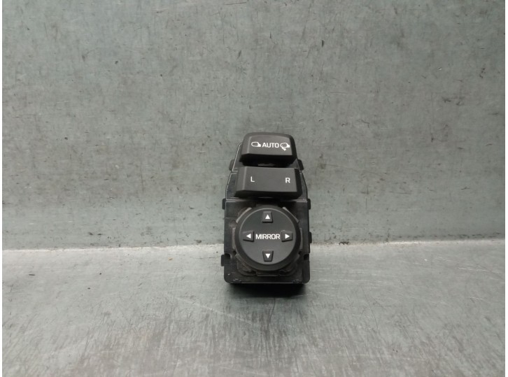 Recambio de mando retrovisor para hyundai ioniq (ae) 1.6 gdi hybrid referencia OEM IAM 93530G2000 93530G20004X 