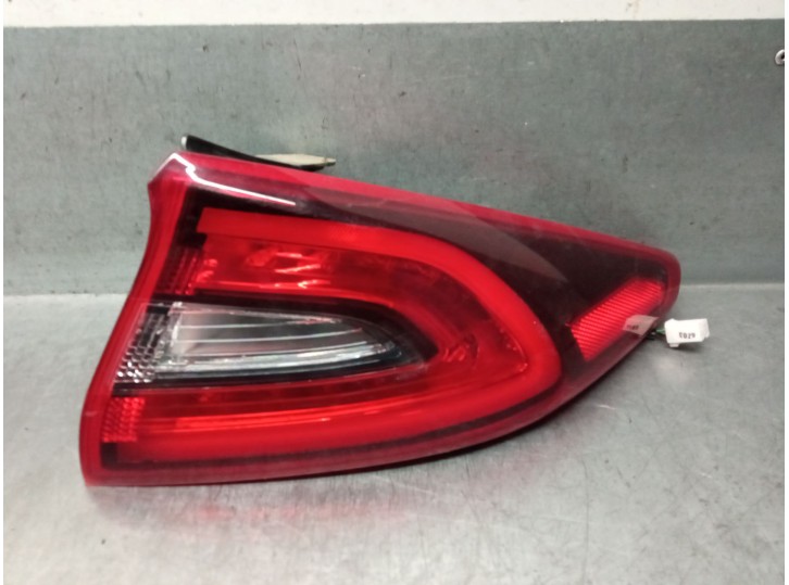 Recambio de piloto trasero derecho para hyundai ioniq (ae) 1.6 gdi hybrid referencia OEM IAM 92402G2100 92402G2100 