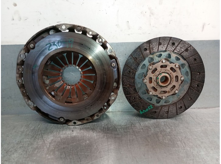 Recambio de kit embrague para renault captur ii (hf_) tce 90 (hfm6) referencia OEM IAM 301019176R 