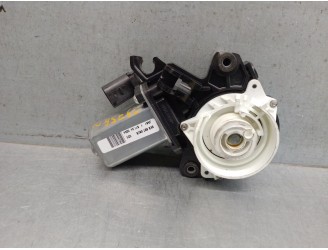 Recambio de motor cierre centralizado delantero izquierdo para volkswagen touareg (cr7, rc8) 3.0 tsi 4motion referencia OEM IAM 