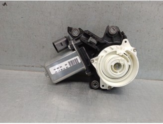 Recambio de motor cierre centralizado trasero derecho para volkswagen touareg (cr7, rc8) 3.0 tsi 4motion referencia OEM IAM 7608