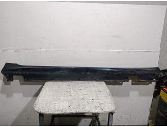 Recambio de faldon lateral para bmw 5 touring (e61) 525 i referencia OEM IAM 51777907178  51777907178