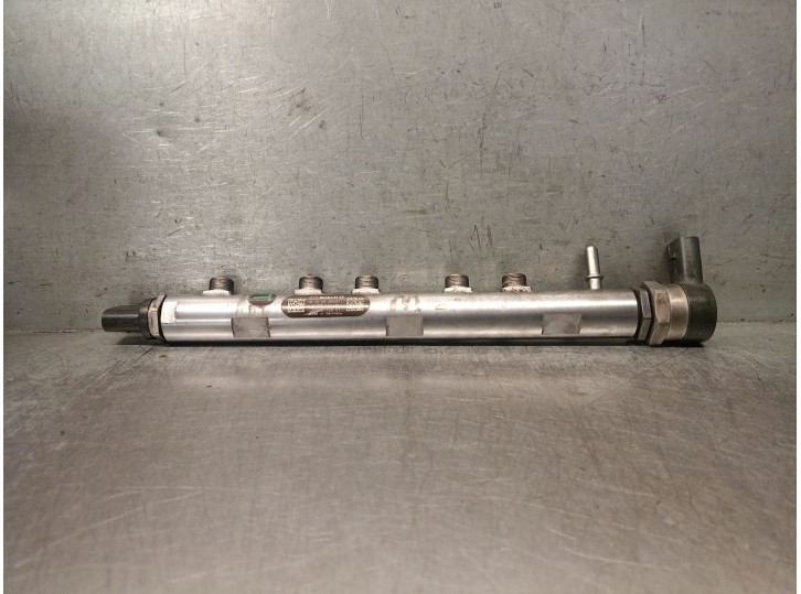 Recambio de rampa inyectora para bmw x3 (e83) 2.0d referencia OEM IAM 780912801 13537800601 0445214183 BOSCH