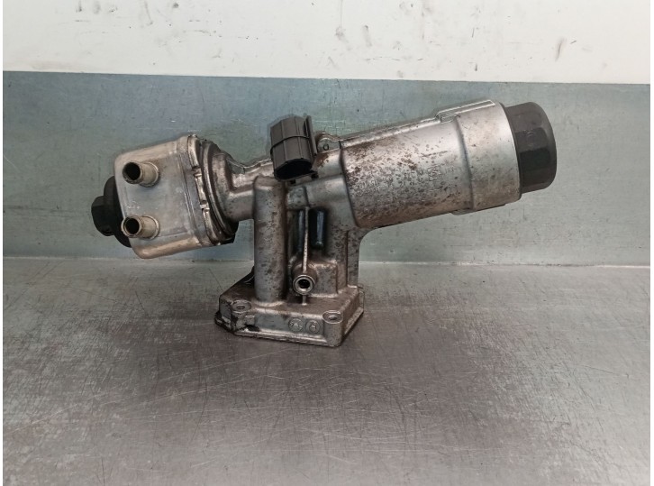 Recambio de soporte filtro aceite para volkswagen golf iv (1j1) 1.9 tdi referencia OEM IAM 038115389C 038115389D 