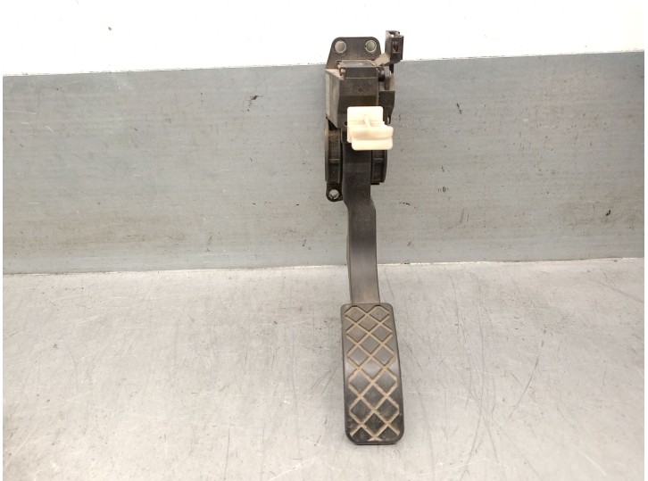 Recambio de potenciometro pedal para audi a3 (8l) 1.9 tdi referencia OEM IAM 1J1721503K 6Q1721503L 0281002342 BOSCH