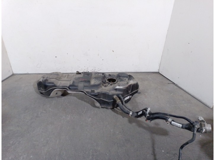 Recambio de deposito combustible para volkswagen touareg (cr7, rc8) 3.0 tsi 4motion referencia OEM IAM 4M4201021HE  4M4201075BQ