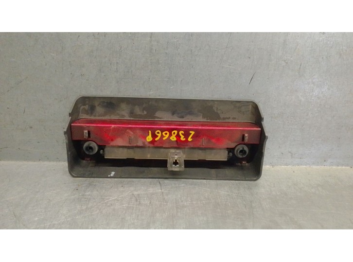 Recambio de luz central de freno para citroën c2 1.4 hdi referencia OEM IAM 6351S6 6351S6 