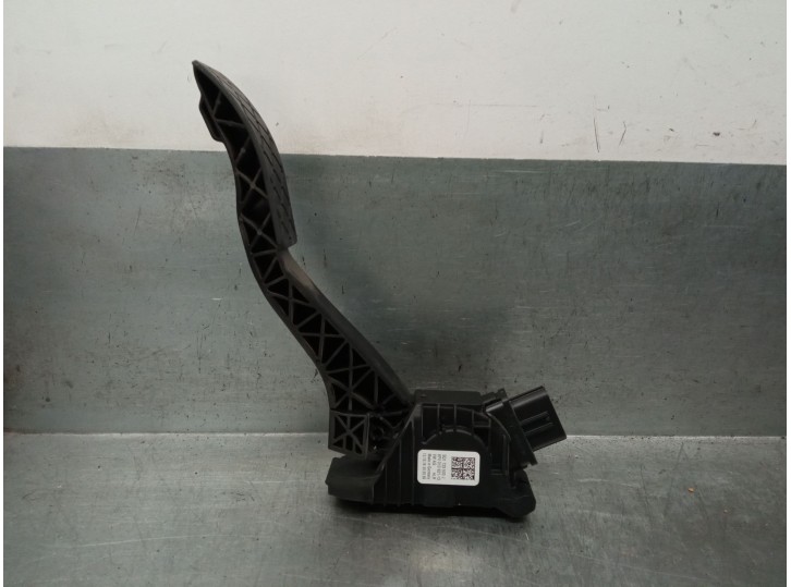 Recambio de potenciometro pedal para audi q3 (f3b) 35 tdi referencia OEM IAM 5Q1723503J 5Q1723503J 