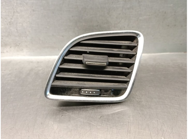 Recambio de aireador para audi q3 (8ub, 8ug) 2.0 tdi referencia OEM IAM 8U1820902B 8U1820902E 