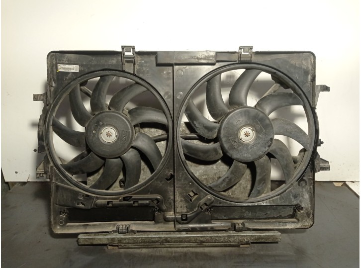 Recambio de electroventilador para audi q3 (8ub, 8ug) 2.0 tdi referencia OEM IAM 8K0121003AG  M161001E