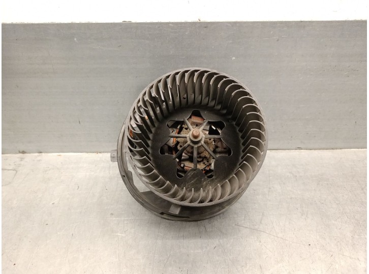 Recambio de motor calefaccion para audi q3 (8ub, 8ug) 2.0 tdi referencia OEM IAM 1K1820015Q 1K1820015Q VALEO