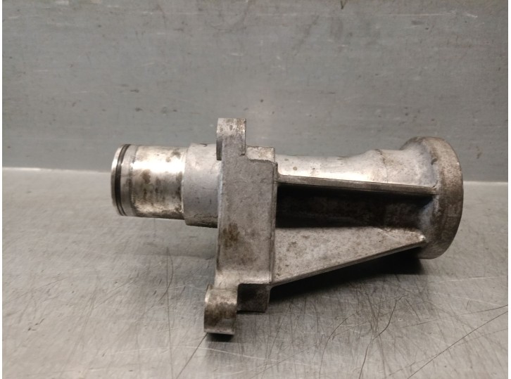 Recambio de soporte cambio para jaguar f-pace (x761) 2.0 td4 referencia OEM IAM HK833A040AA T4A3241 