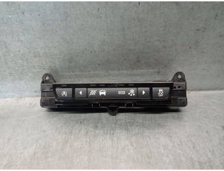 Recambio de mando multifuncion para jaguar f-pace (x761) 2.0 td4 referencia OEM IAM GX314B790AL T2H19784 