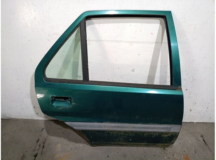 Recambio de puerta trasera derecha para citroën saxo 1.1 referencia OEM IAM 900898 900898 