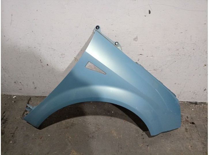 Recambio de aleta delantera derecha para renault scenic ii dci diesel referencia OEM IAM 7701474853  7701474853