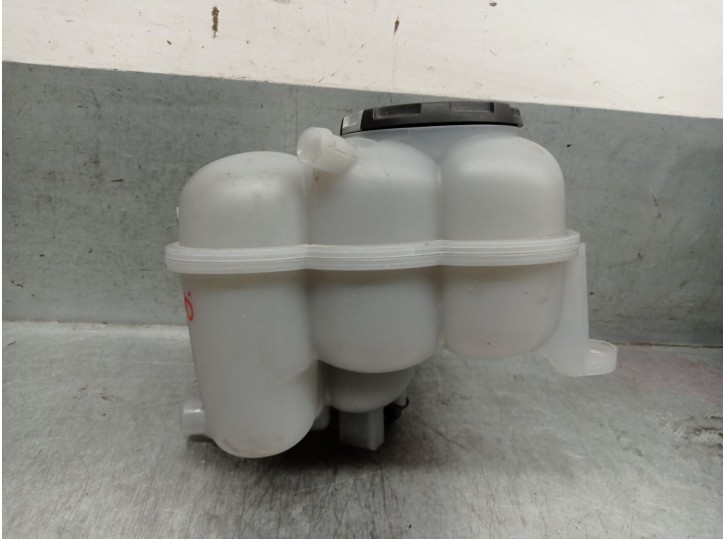 Recambio de deposito expansion para volkswagen touareg (cr7, rc8) 3.0 tsi 4motion referencia OEM IAM 4M0121403G 4M0121403G 