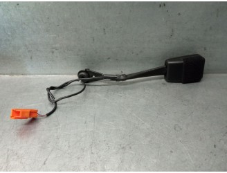 Recambio de enganche cinturon delantero izquierdo para jaguar f-pace (x761) 2.0 td4 referencia OEM IAM FK7261208AD T4A11105 