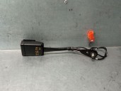 Recambio de enganche cinturon delantero izquierdo para jaguar f-pace (x761) 2.0 td4 referencia OEM IAM FK7261208AD T4A11105 