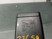 Recambio de enganche cinturon delantero izquierdo para jaguar f-pace (x761) 2.0 td4 referencia OEM IAM FK7261208AD T4A11105 