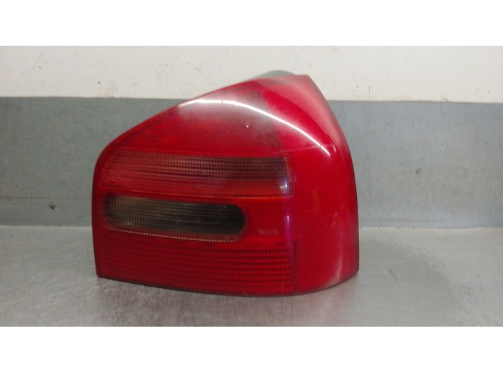 Recambio de piloto trasero derecho para audi a3 (8l) 1.9 tdi referencia OEM IAM 8L0945257 8L0945096C 29072001