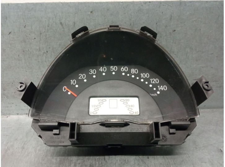 Recambio de cuadro instrumentos para smart coupe 0.6 turbo cat referencia OEM IAM Q0001184V021000000 Q0001184V021000000 