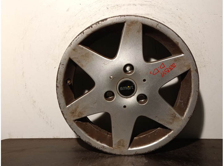 Recambio de llanta para smart coupe 0.6 turbo cat referencia OEM IAM 108740541B R154JX15H2ET27 