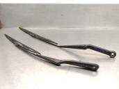 Recambio de brazo limpia delantero derecho para mg serie 75 (rj) 2.0 16v cdti referencia OEM IAM 204D2 