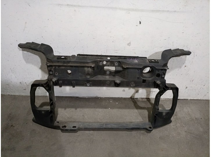 Replacement front panel for Fiat Panda (169) 1.2 CAT OEM IAM reference 51700202 51700202