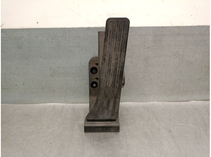 Recambio de potenciometro pedal para smart coupe 1.0 cat referencia OEM IAM A4513000604 A4513000604 
