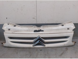 Recambio de rejilla delantera para citroën berlingo 1.9 diesel referencia OEM IAM 9635603977 7804J4 