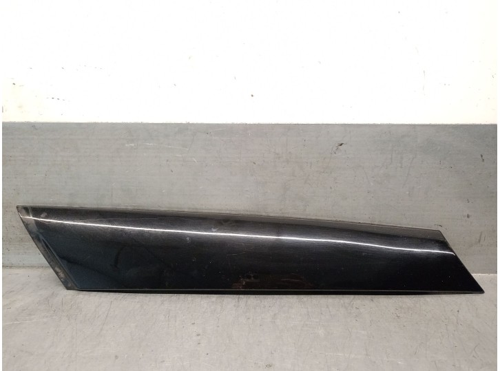 Recambio de molduras delanteras para mini mini (r56) cooper s referencia OEM IAM 51137146097 