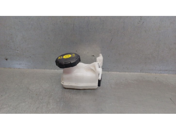 Replacement power steering reservoir for Kia EV6 CV/ F5E22 / E11B11 OEM IAM reference 58511CV100 58511CV100 3C06CVL MOBIS