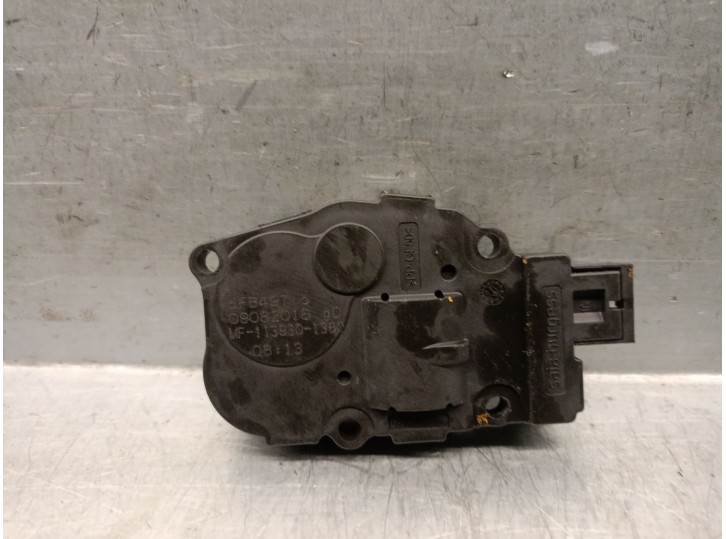 Recambio de motor apertura trampillas climatizador para jaguar f-pace (x761) 2.0 td4 referencia OEM IAM EFB497B MF1139301380